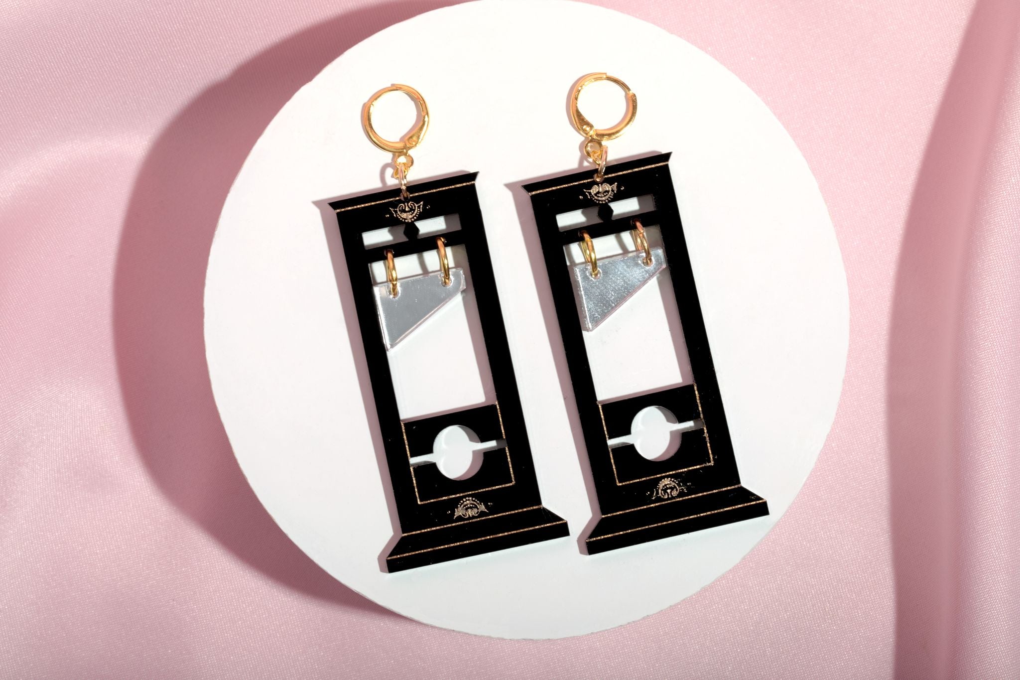 Guillotine Earrings, Gold