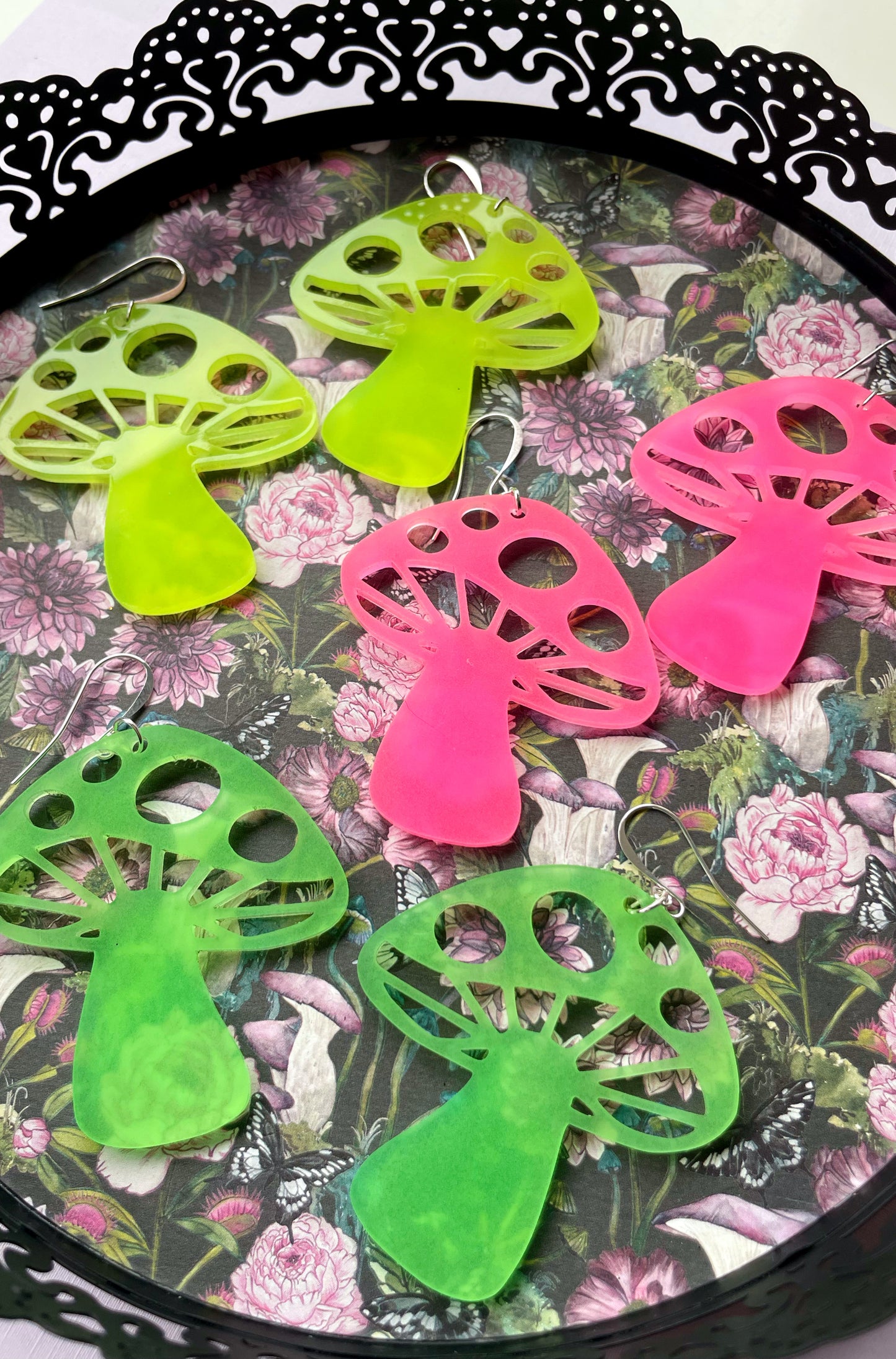 Big Glow in the Dark Mushrooms - Assorted Colors