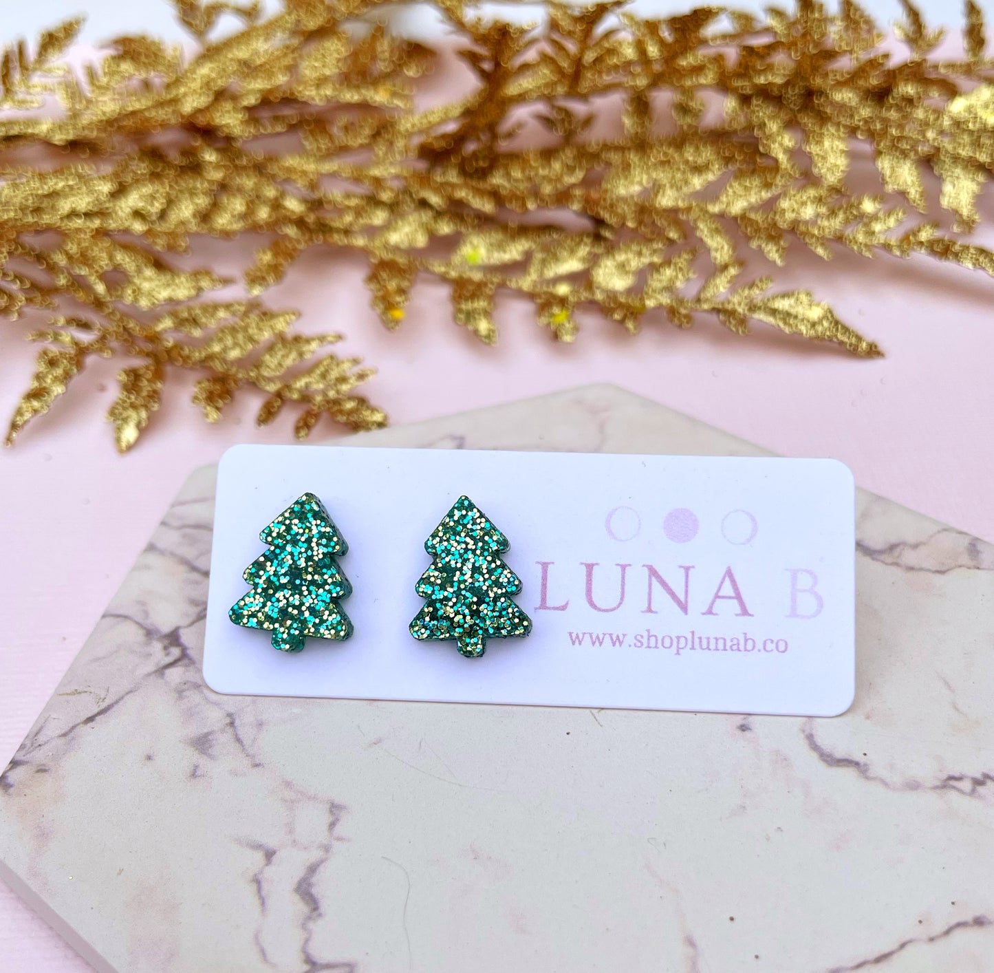 Green Christmas Tree Post Earrings – Sparkly Holiday Acrylic Jewelry