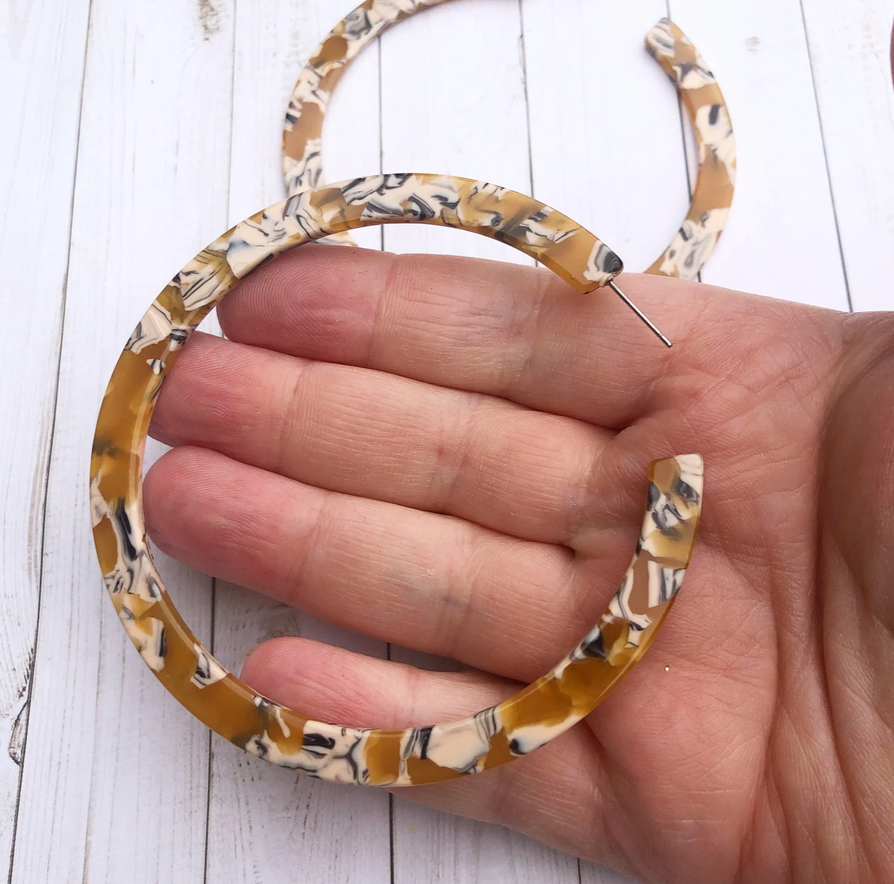Acetate Hoops Mega
