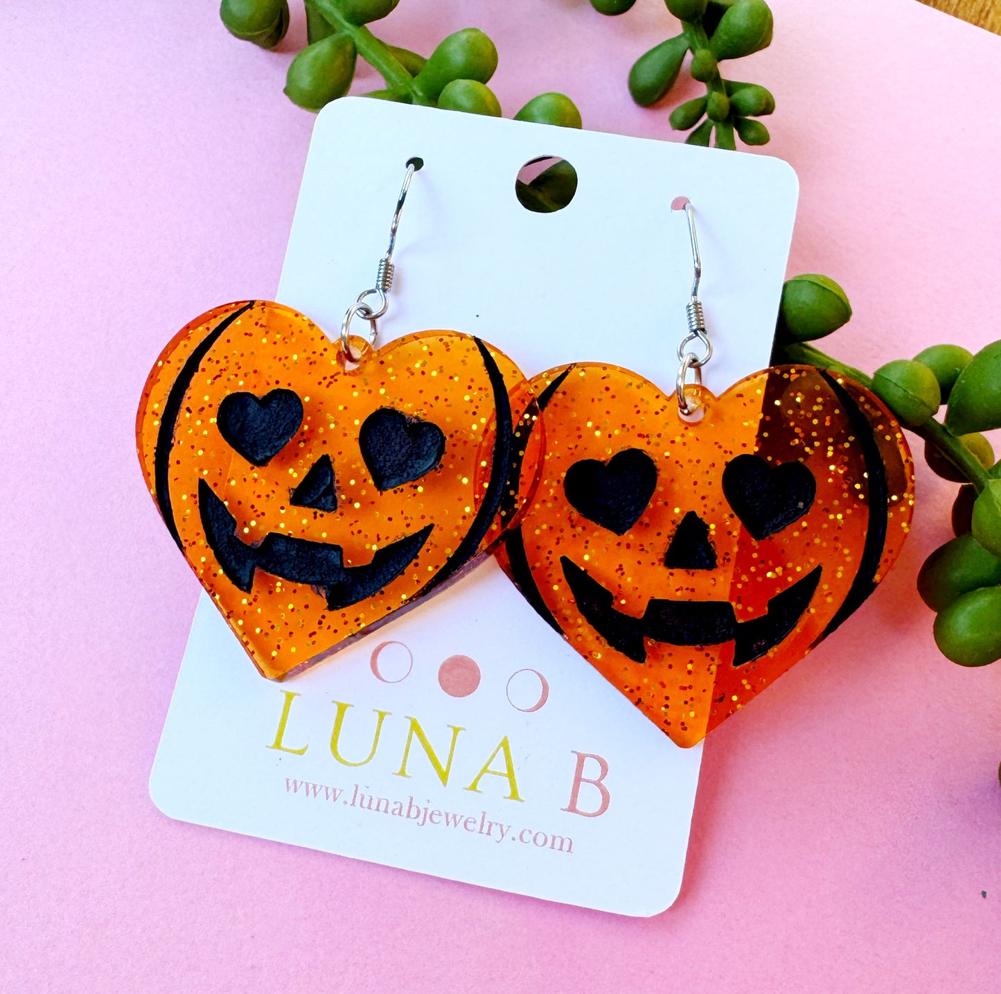 Pumpkin Spice Heart Earrings – Summerween Edition